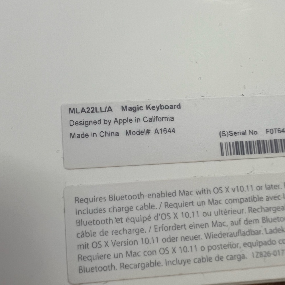NIB Apple Magic Keyboard MLA22LLA in box:Magic Keyboard USB-C to Lightning Cable - Picture 2 of 4